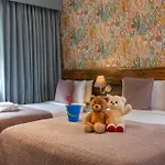 호텔 The Glenside 3*