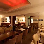 Hotel The Glenside 3*