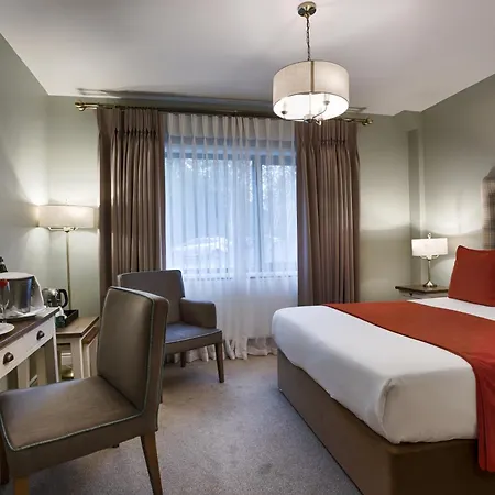 The Glenside 3*